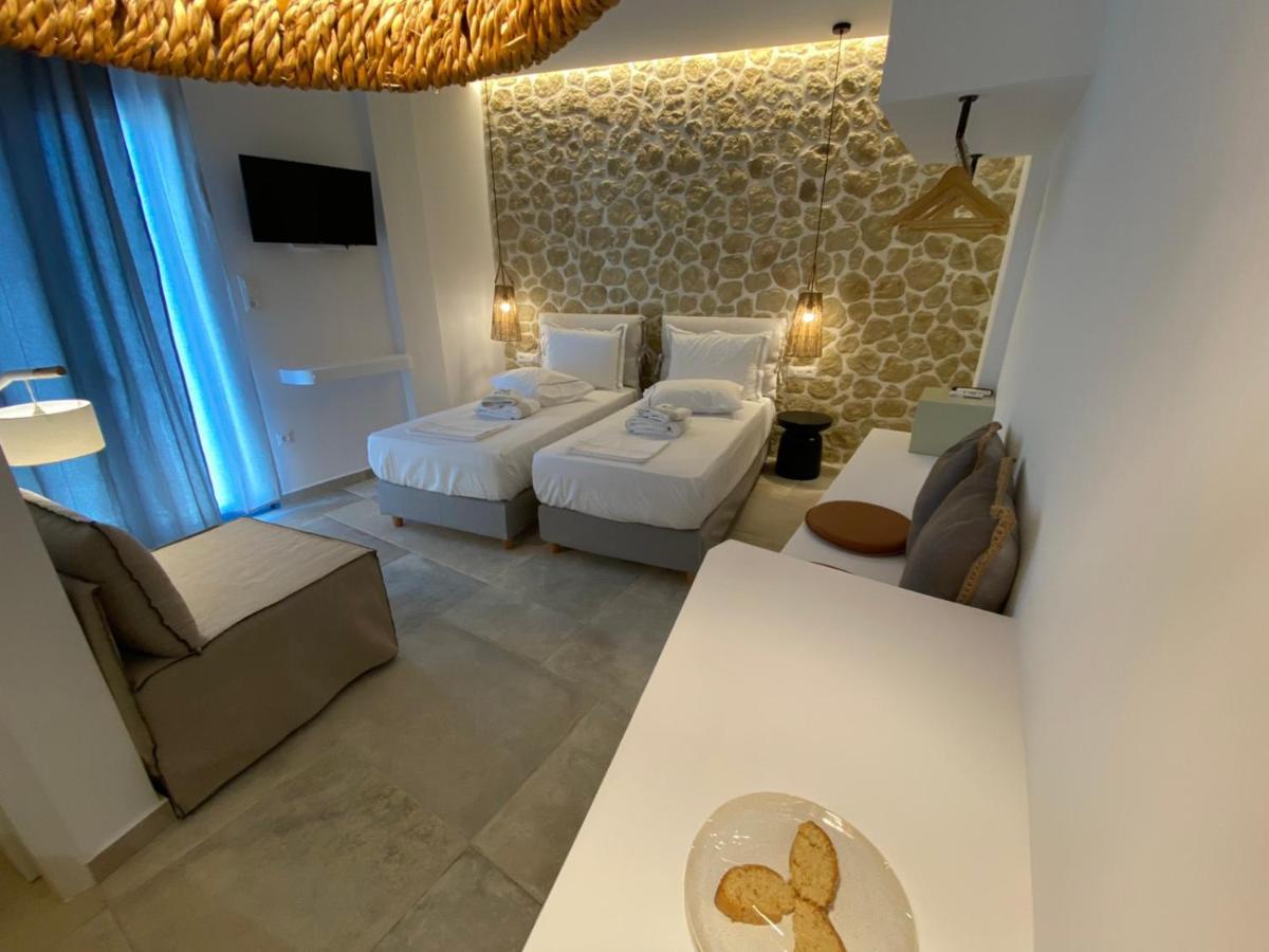 Kores Of Poros Poros Town Екстериор снимка
